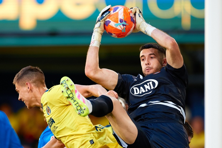 每体：霍安-加西亚将是巴萨队史上通过支付解约金签的第五位球员